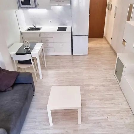 Marino Ii 208. Great Studio Second-line To The Beach In Centre. 아파트 *